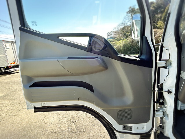 三菱ふそうキャンターダンプ小型（2t・3t）[写真27]