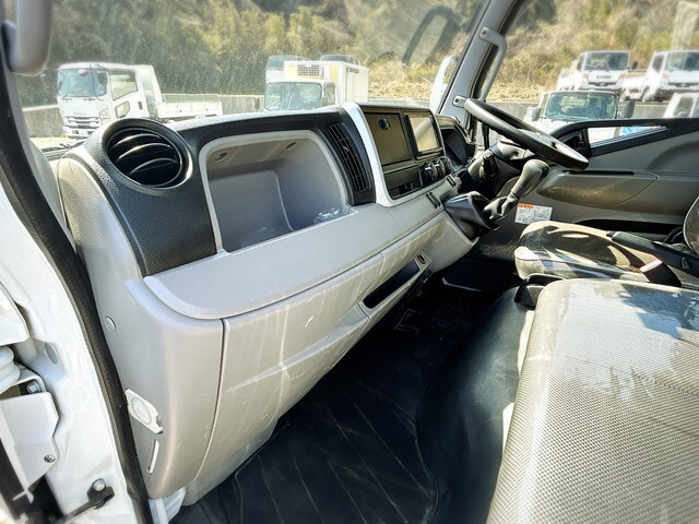 三菱ふそうキャンターダンプ小型（2t・3t）[写真29]