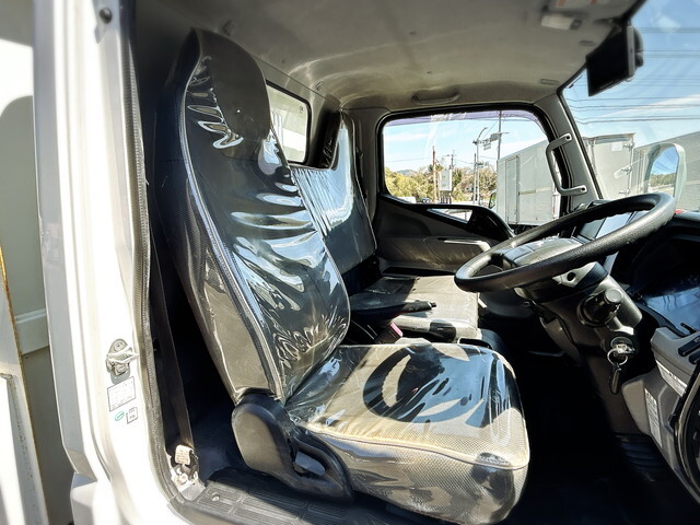 三菱ふそうキャンターダンプ小型（2t・3t）[写真31]