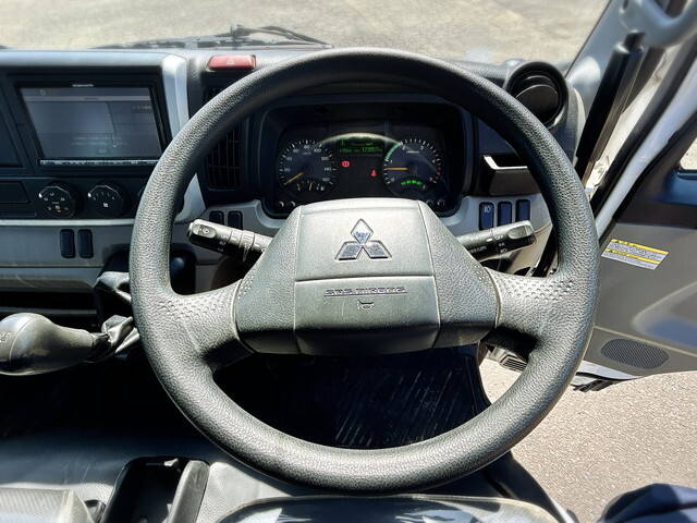 三菱ふそうキャンターダンプ小型（2t・3t）[写真35]