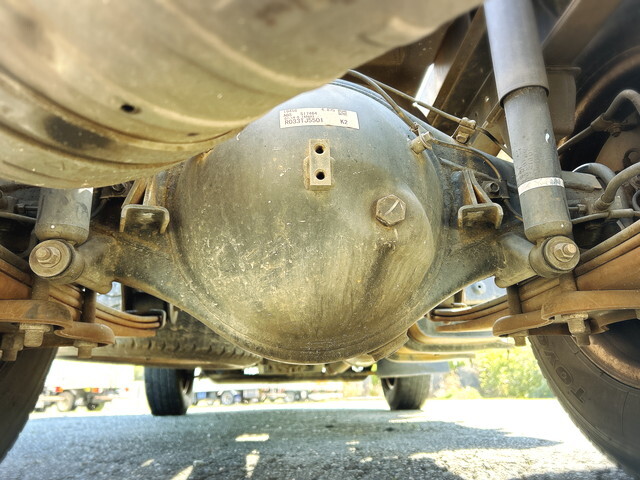 三菱ふそうキャンターコンテナ専用車小型（2t・3t）[写真20]