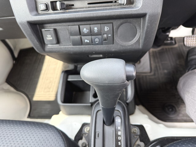 ダイハツハイゼット冷凍車（冷蔵車）小型（2t・3t）[写真11]