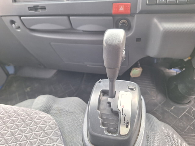 マツダタイタンダブルキャブ（Wキャブ）小型（2t・3t）[写真10]