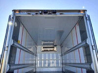 日野デュトロ冷凍車（冷蔵車）小型（2t・3t）[写真12]