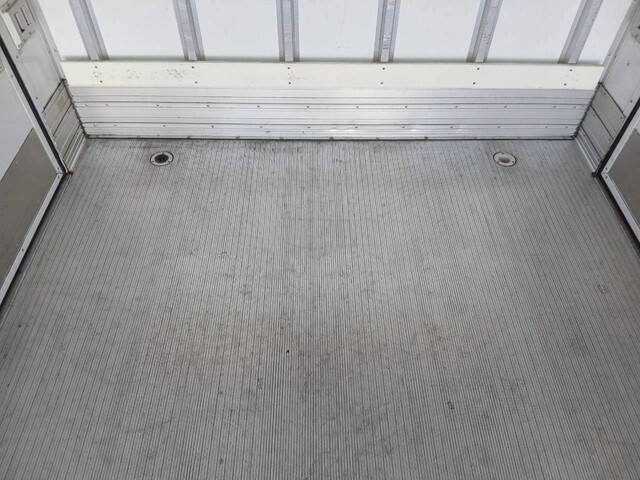 日野デュトロ冷凍車（冷蔵車）小型（2t・3t）[写真16]