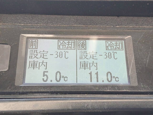 日野デュトロ冷凍車（冷蔵車）小型（2t・3t）[写真32]