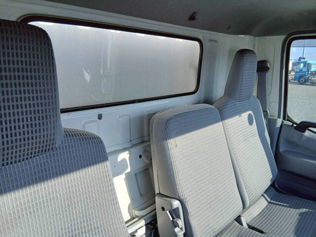 日野デュトロ冷凍車（冷蔵車）小型（2t・3t）[写真35]