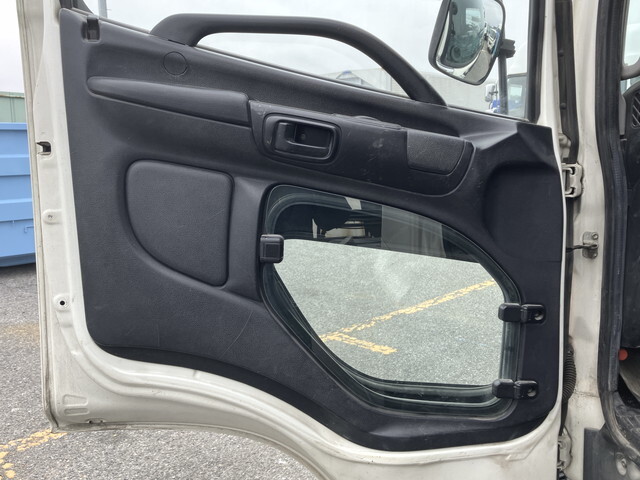 日野レンジャーコンテナ専用車中型（4t）[写真29]