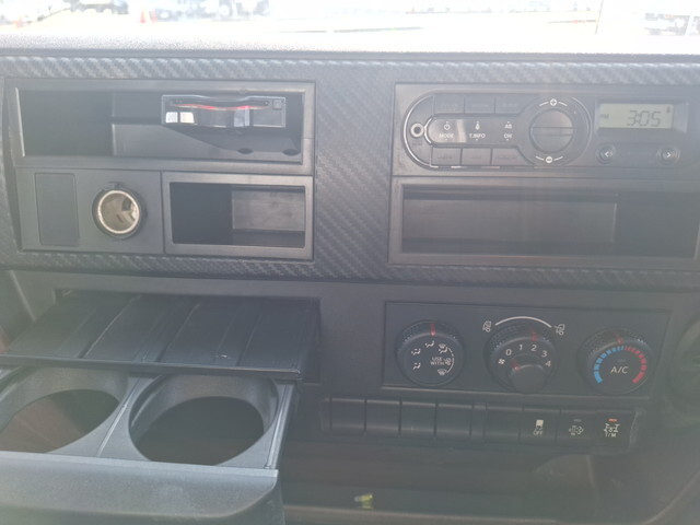 日野レンジャーダンプ中型（4t）[写真13]