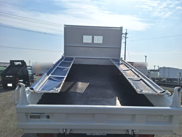 日野レンジャーダンプ中型（4t）[写真07]