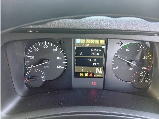 三菱ふそうスーパーグレート冷凍車（冷蔵車）大型（10t）[写真19]