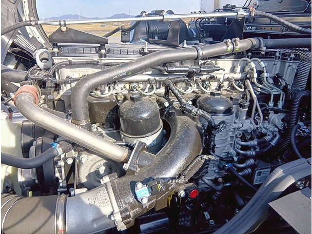 三菱ふそうスーパーグレート冷凍車（冷蔵車）大型（10t）[写真31]