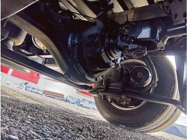 三菱ふそうスーパーグレート冷凍車（冷蔵車）大型（10t）[写真38]