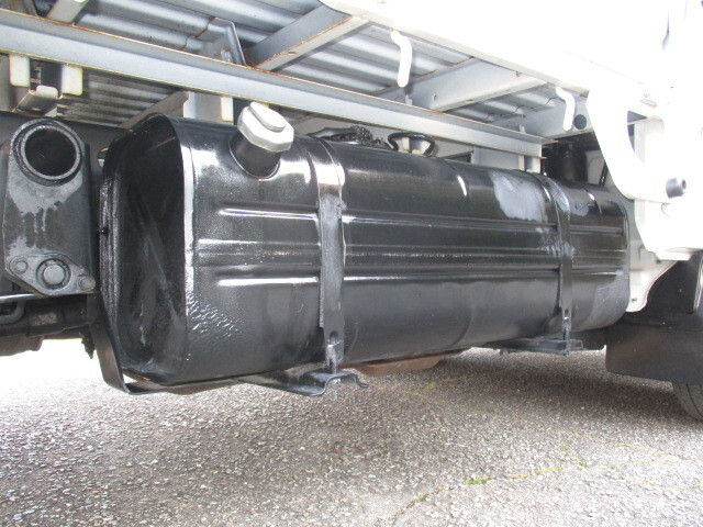 マツダボンゴ平ボディ小型（2t・3t）[写真17]