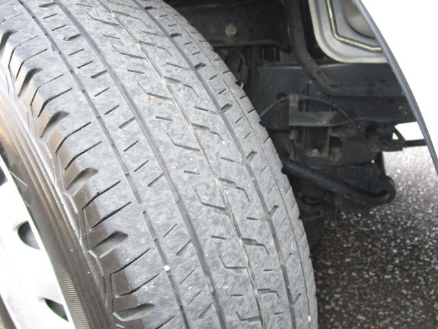 マツダボンゴ平ボディ小型（2t・3t）[写真20]