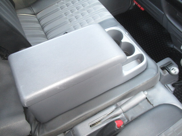 マツダボンゴ平ボディ小型（2t・3t）[写真30]