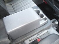 マツダボンゴ平ボディ小型（2t・3t）[写真31]