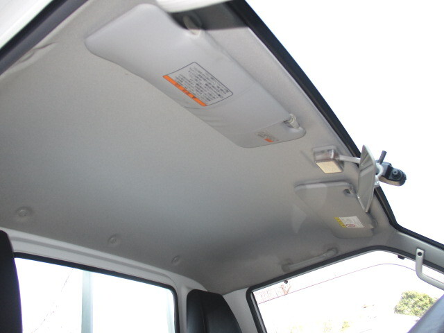 マツダボンゴ平ボディ小型（2t・3t）[写真31]