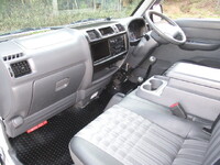 マツダボンゴ平ボディ小型（2t・3t）[写真33]