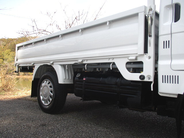 マツダボンゴ平ボディ小型（2t・3t）[写真04]