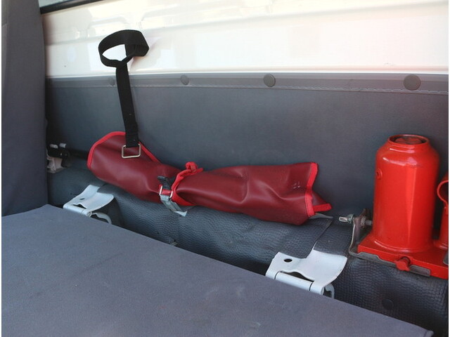 いすゞエルフ冷凍車（冷蔵車）小型（2t・3t）[写真39]