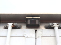 いすゞエルフ冷凍車（冷蔵車）小型（2t・3t）[写真07]