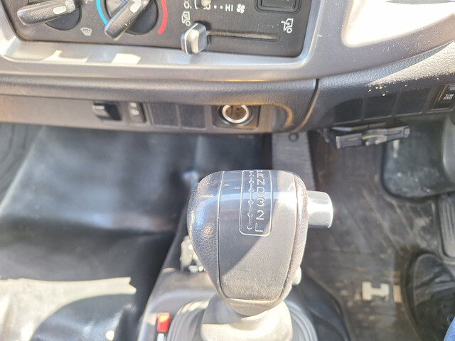 日野レンジャー深ダンプ（土砂禁ダンプ）中型（4t）[写真12]