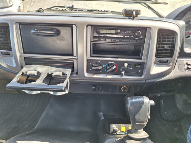 日野レンジャー深ダンプ（土砂禁ダンプ）中型（4t）[写真13]