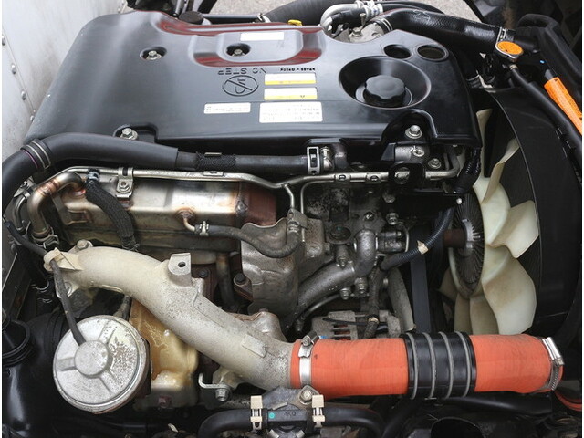 いすゞエルフパネルバン小型（2t・3t）[写真36]