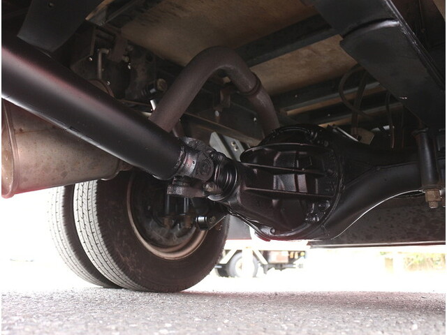 いすゞエルフパネルバン小型（2t・3t）[写真39]