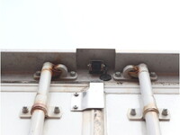 いすゞエルフパネルバン小型（2t・3t）[写真08]