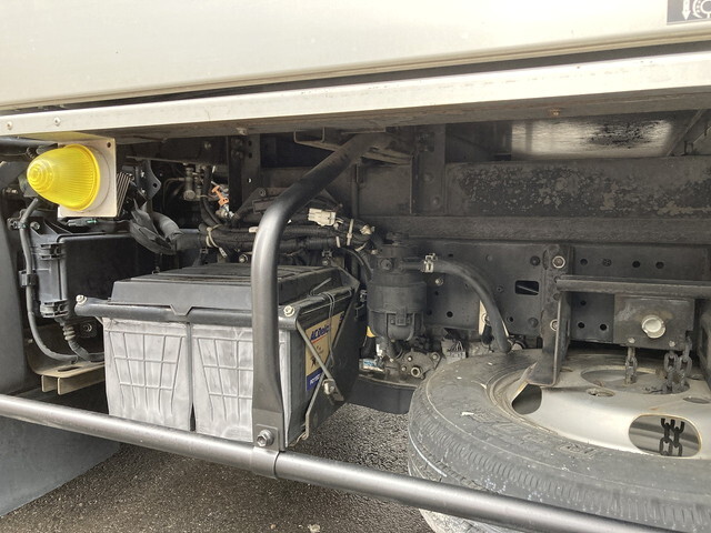 トヨタダイナアルミバン小型（2t・3t）[写真10]