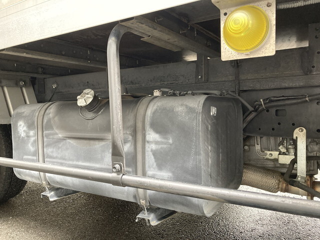 トヨタダイナアルミバン小型（2t・3t）[写真12]