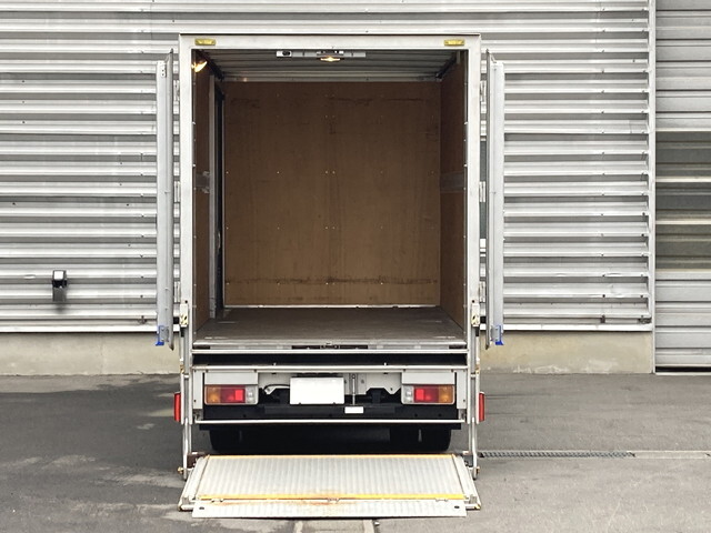 トヨタダイナアルミバン小型（2t・3t）[写真05]