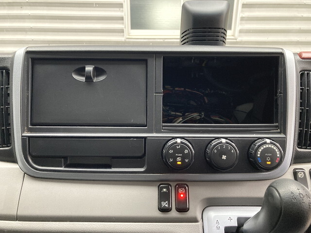 日産アトラスアルミバン小型（2t・3t）[写真16]