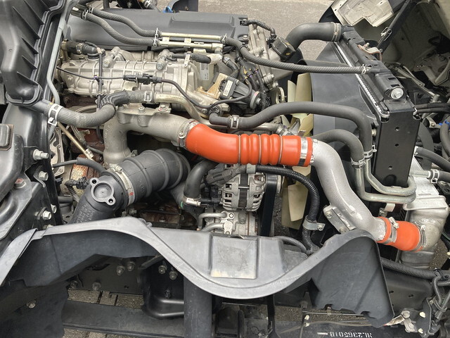 日産アトラスアルミバン小型（2t・3t）[写真31]