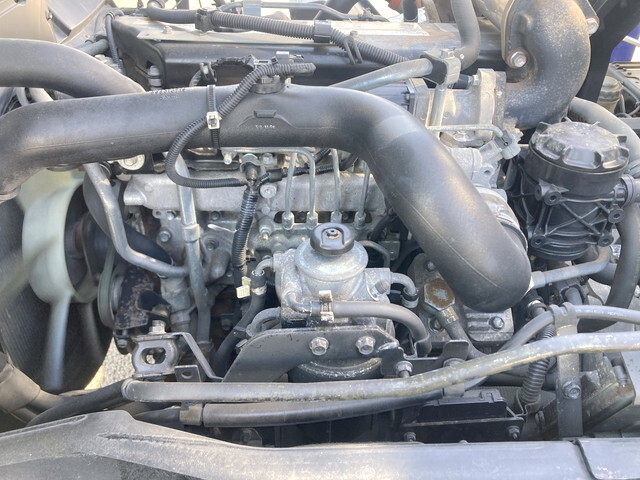 いすゞフォワードセルフクレーン4段中型（4t）[写真26]