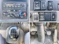 いすゞフォワードセルフクレーン4段中型（4t）[写真40]