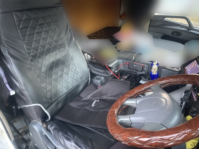 三菱ふそうスーパーグレートダンプ大型（10t）[写真33]