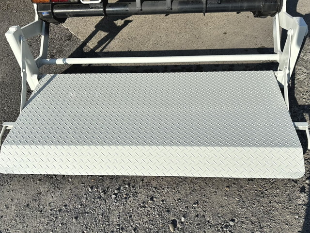 三菱ふそうキャンター平ボディ小型（2t・3t）[写真12]