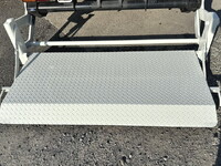 三菱ふそうキャンター平ボディ小型（2t・3t）[写真13]