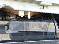 三菱ふそうキャンター平ボディ小型（2t・3t）[写真20]