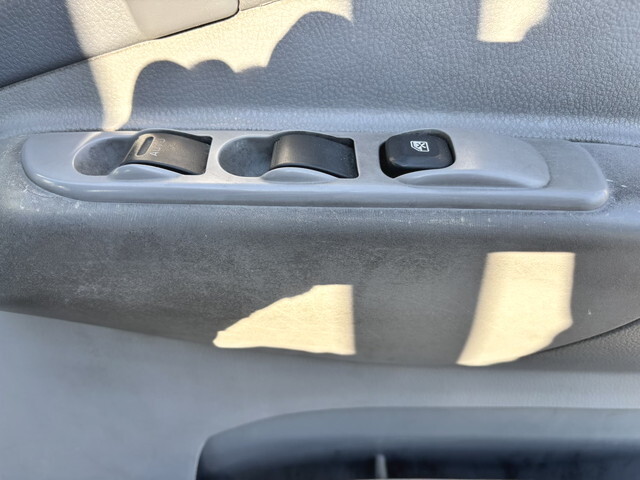 三菱ふそうキャンター平ボディ小型（2t・3t）[写真27]