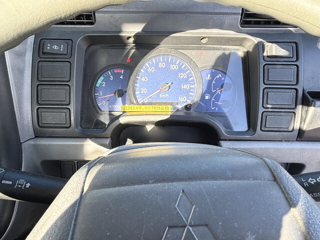 三菱ふそうキャンター平ボディ小型（2t・3t）[写真31]