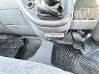 三菱ふそうキャンター平ボディ小型（2t・3t）[写真34]