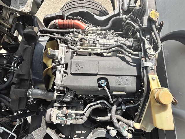 三菱ふそうキャンター冷凍車（冷蔵車）小型（2t・3t）[写真27]