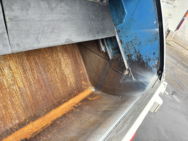 日野デュトロパッカー車（塵芥車）小型（2t・3t）[写真10]