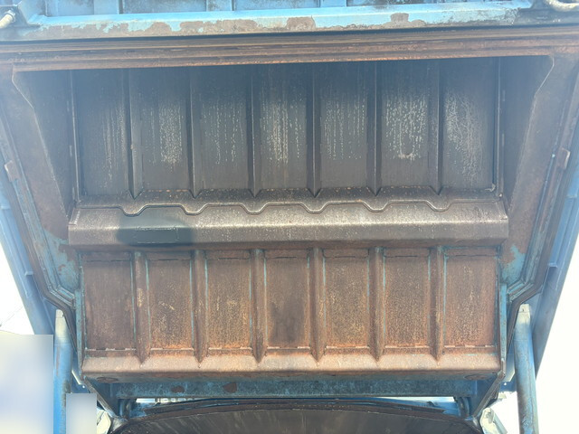 日野デュトロパッカー車（塵芥車）小型（2t・3t）[写真14]