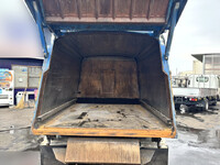 日野デュトロパッカー車（塵芥車）小型（2t・3t）[写真16]