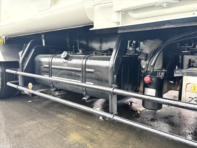 日野デュトロパッカー車（塵芥車）小型（2t・3t）[写真23]